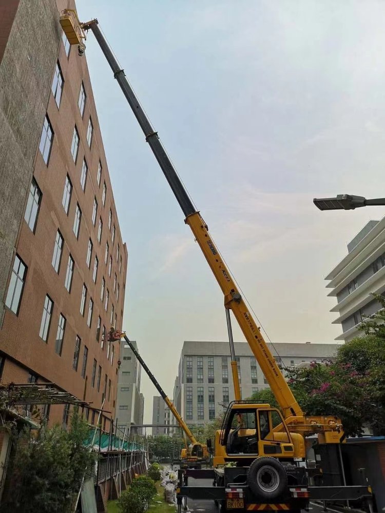 张家港汽车吊出租哪家好，选择最靠谱的服务商指南