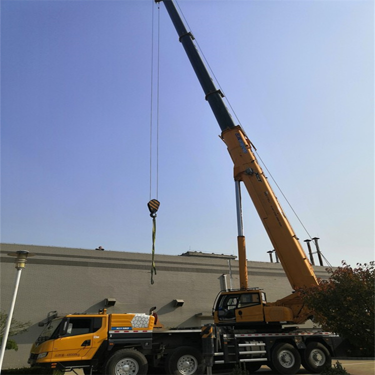 张家港 选择汽车吊租赁的秘诀与联系方式指南