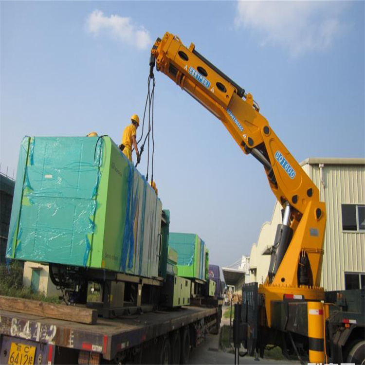 张家港100吨折臂吊出租大概多少钱