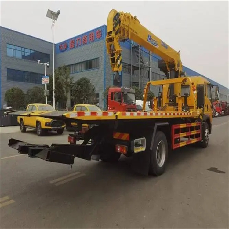 张家港附近小随车吊出租电话，轻松解决搬运烦恼