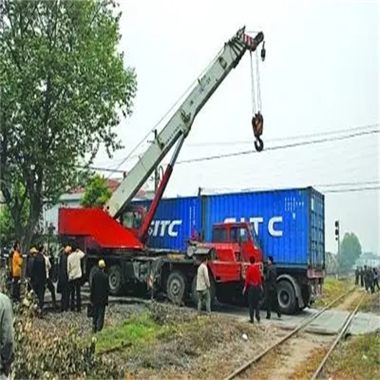 张家港如何快速找到附近的吊车救援公司